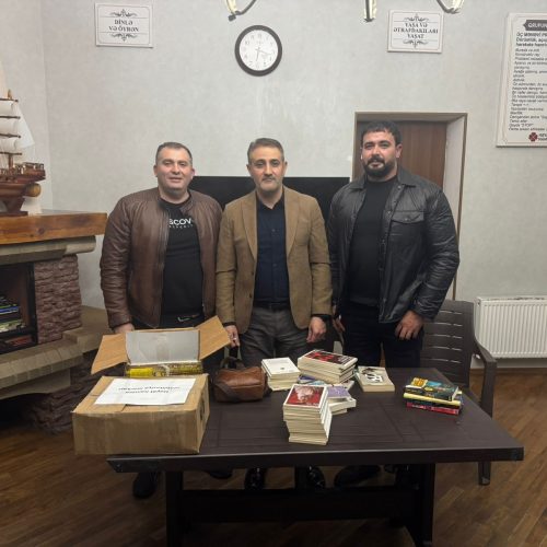 Zaur Əliyevlə 18 başlıq… Böyük olmaq kiçik olmaqdan başlayır !